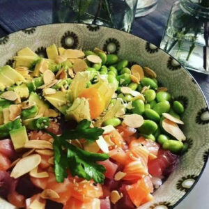 108. Poke di salmone